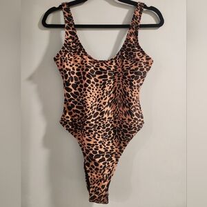 NWT boohoo Animal Print One-Piece Swimsuit Size M or 6